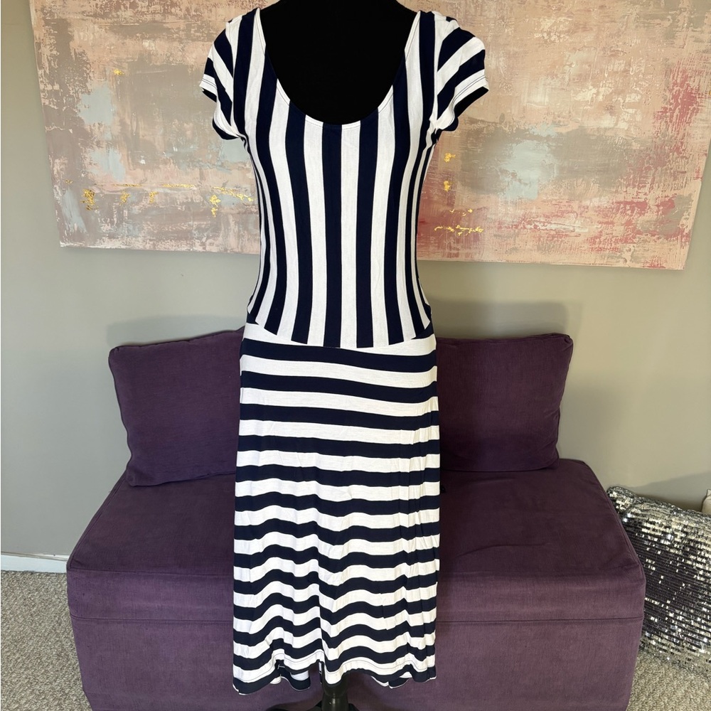 GAP Navy and White Stripped Ballet HiLow Dress with Flutter Cap Sleeves Size S‎